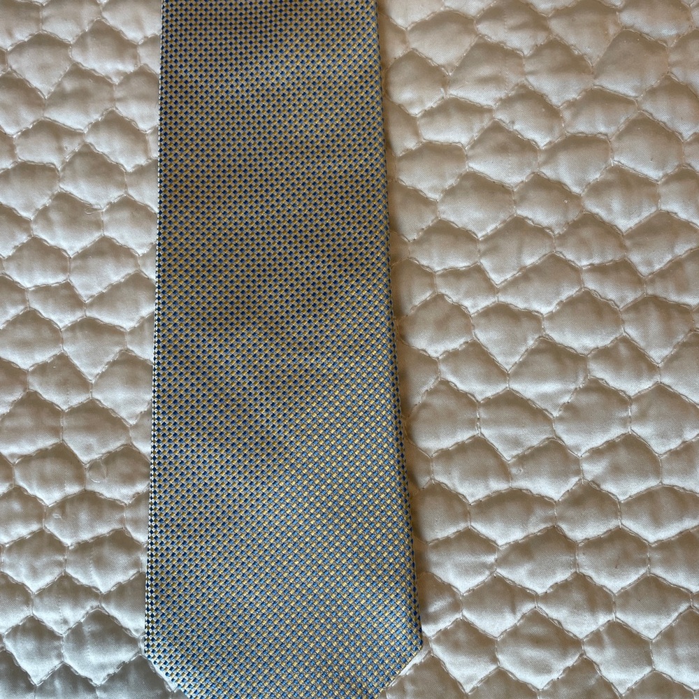 Nordstrom Blue and Gold Patterned Tie 60”